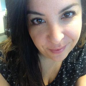 Meet your Posher, Carla